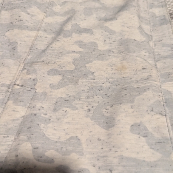 Women's Free Country Gray And White Camouflage Long Sleeve Rain jacket Size M - Picture 6 of 6